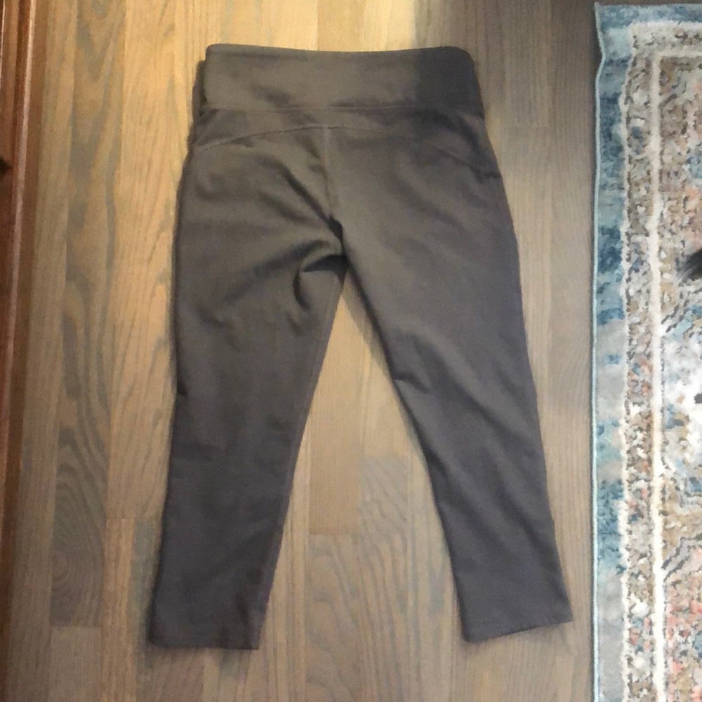 Fabletics leggings - Picture 2 of 4